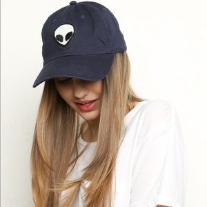 💕3/$30 Brandy Melville Katherine Alien hat